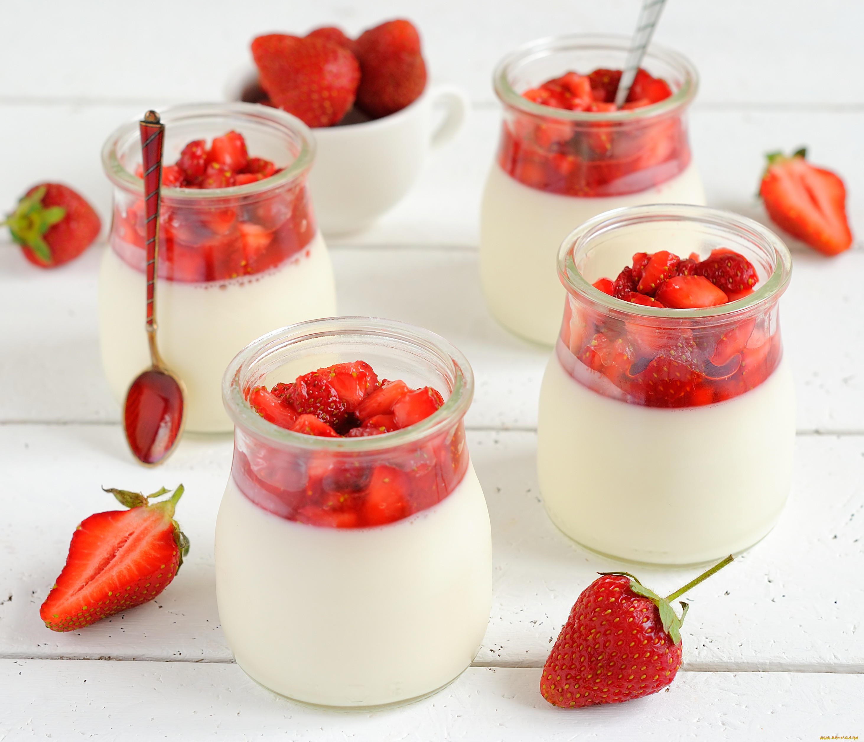 Strawberry panna Cotta